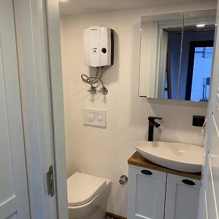 Hotel Lavira Tiny House Village *