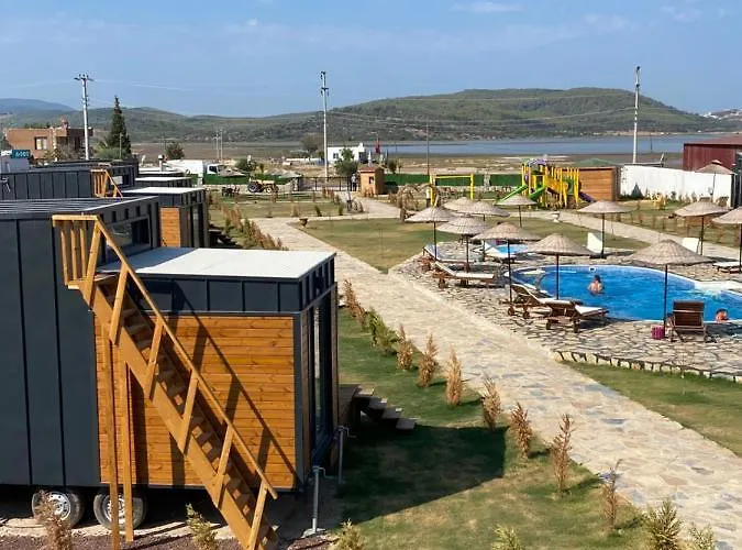 Hotel Lavira Tiny House Village Bogazici