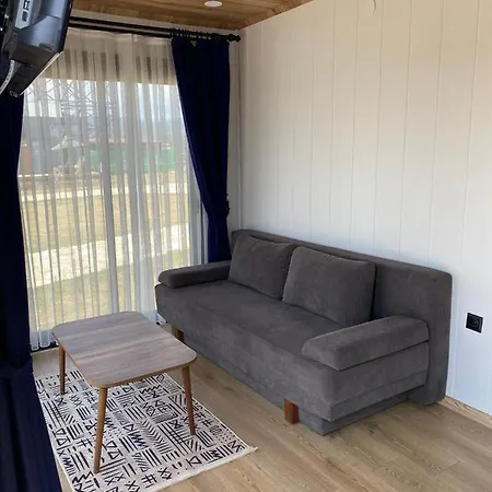 Lavira Tiny House Village Hotel *